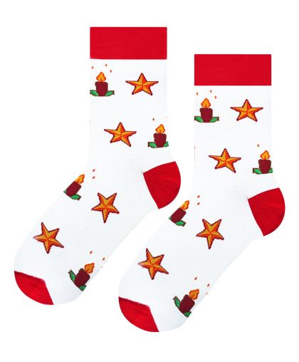 Коледни чорапи със звезди и свещи – празнична светлина във всяка стъпка